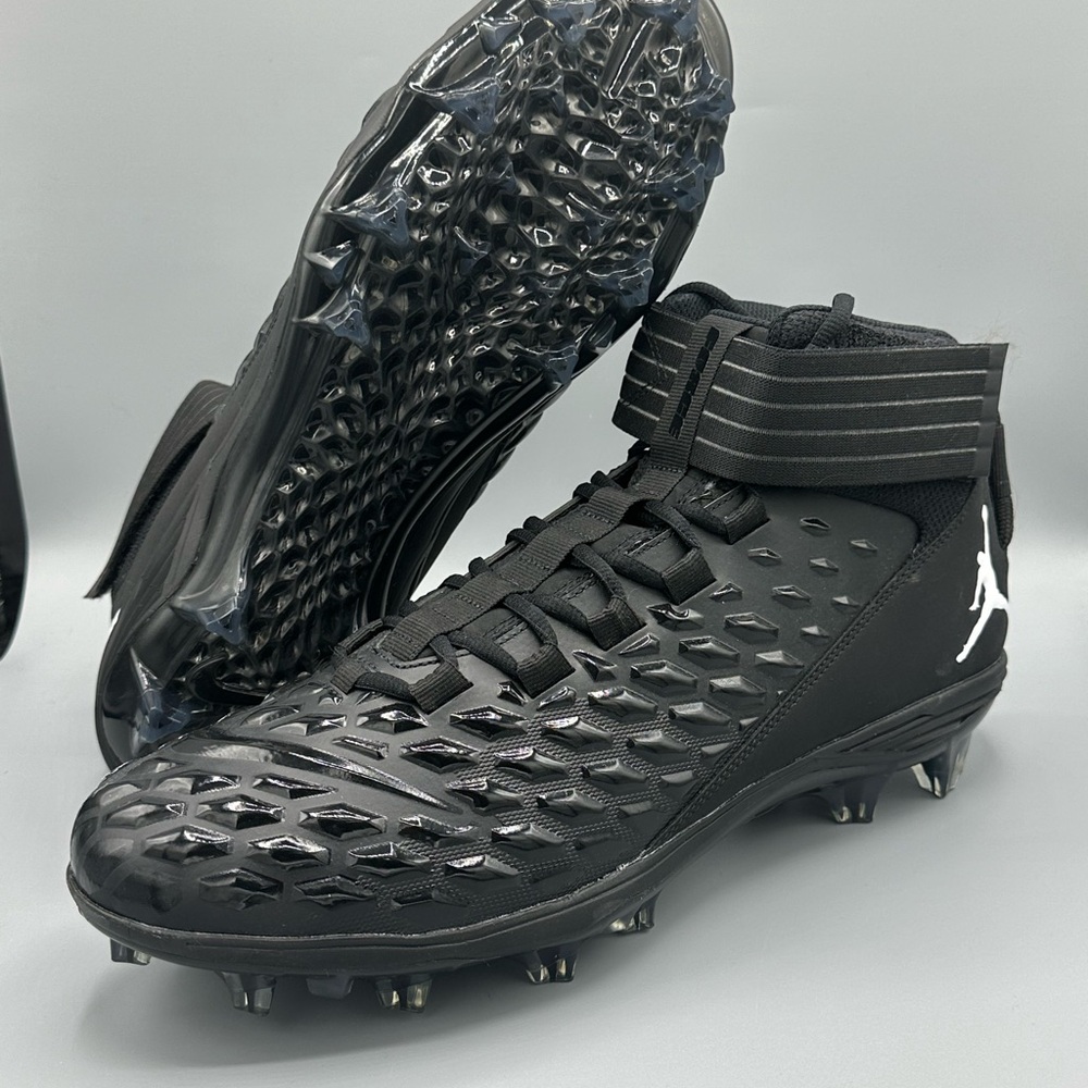 Nike Jordan Force Savage Pro 2 Black Lineman Football Cleat CV1663-003 Size 14.5